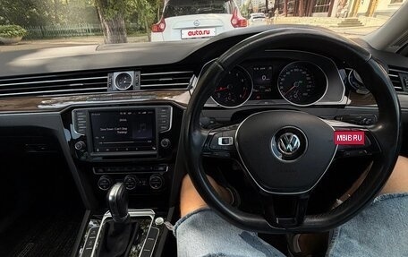Volkswagen Passat B8 рестайлинг, 2015 год, 1 570 000 рублей, 7 фотография