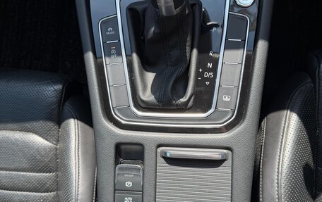 Volkswagen Passat B8 рестайлинг, 2015 год, 1 570 000 рублей, 14 фотография