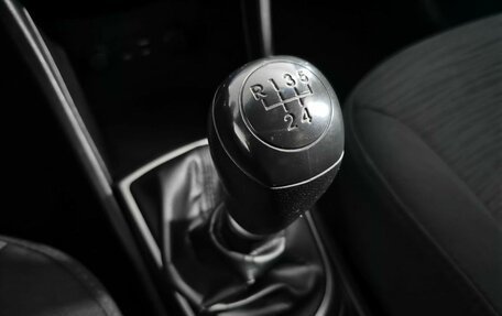 Hyundai Solaris II рестайлинг, 2016 год, 985 000 рублей, 14 фотография