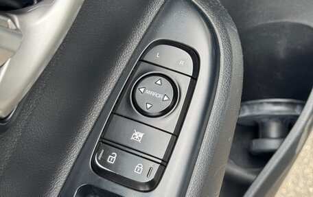 KIA Rio IV, 2018 год, 980 000 рублей, 11 фотография