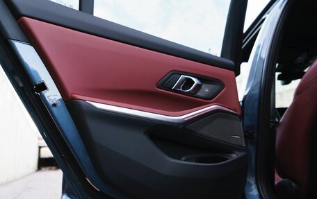 BMW 3 серия, 2025 год, 9 290 000 рублей, 38 фотография