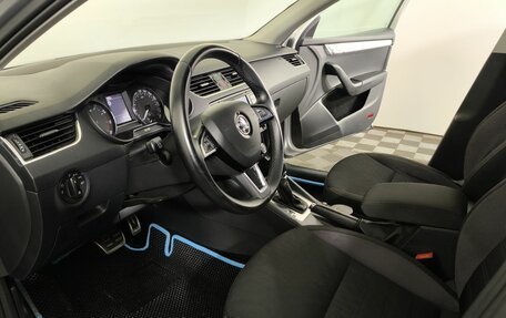 Skoda Octavia, 2017 год, 1 690 000 рублей, 8 фотография