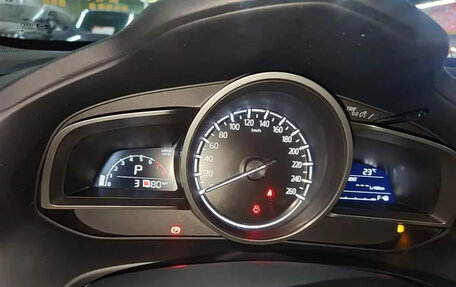 Mazda CX-4, 2023 год, 1 800 000 рублей, 13 фотография