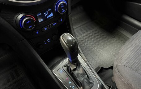 Hyundai Solaris II рестайлинг, 2015 год, 1 250 000 рублей, 19 фотография