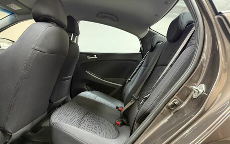 Hyundai Solaris II рестайлинг, 2015 год, 1 250 000 рублей, 23 фотография