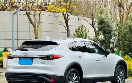 Mazda CX-4, 2023 год, 1 800 000 рублей, 7 фотография