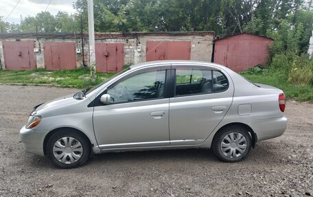 Toyota Platz, 2000 год, 270 000 рублей, 4 фотография