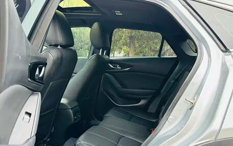 Mazda CX-4, 2023 год, 1 800 000 рублей, 19 фотография