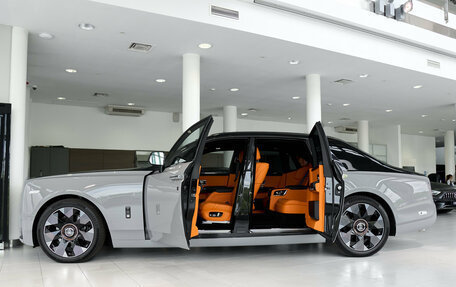 Rolls-Royce Phantom VIII, 2024 год, 59 000 000 рублей, 4 фотография