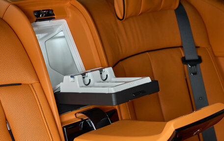 Rolls-Royce Phantom VIII, 2024 год, 59 000 000 рублей, 29 фотография