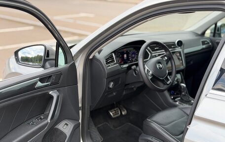 Volkswagen Tiguan II, 2017 год, 2 600 000 рублей, 5 фотография