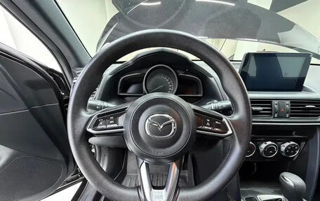 Mazda CX-4, 2023 год, 1 800 000 рублей, 8 фотография