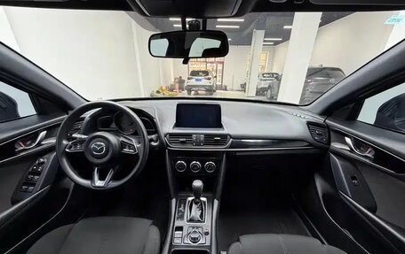 Mazda CX-4, 2023 год, 1 800 000 рублей, 7 фотография