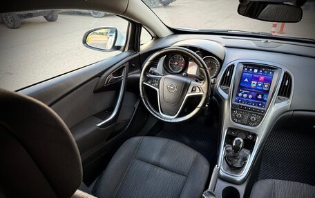 Opel Astra J, 2014 год, 970 000 рублей, 15 фотография