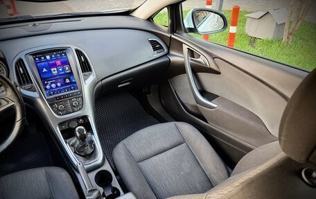 Opel Astra J, 2014 год, 970 000 рублей, 14 фотография