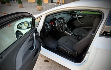 Opel Astra J, 2014 год, 970 000 рублей, 19 фотография