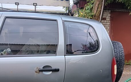 Chevrolet Niva I рестайлинг, 2005 год, 170 000 рублей, 7 фотография