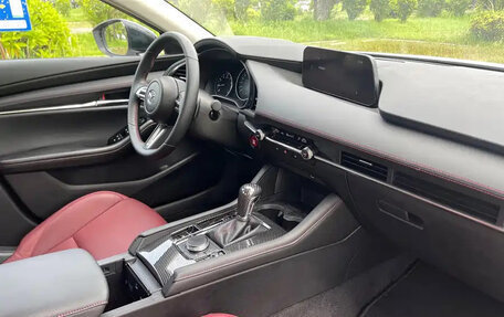 Mazda 3, 2025 год, 1 800 000 рублей, 11 фотография