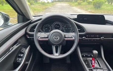 Mazda 3, 2025 год, 1 800 000 рублей, 9 фотография