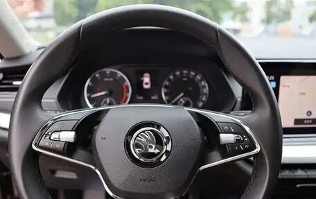 Skoda Octavia IV, 2022 год, 1 675 001 рублей, 10 фотография