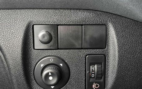 Peugeot Partner II рестайлинг 2, 2012 год, 569 000 рублей, 16 фотография