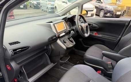Toyota Wish II, 2013 год, 930 017 рублей, 16 фотография
