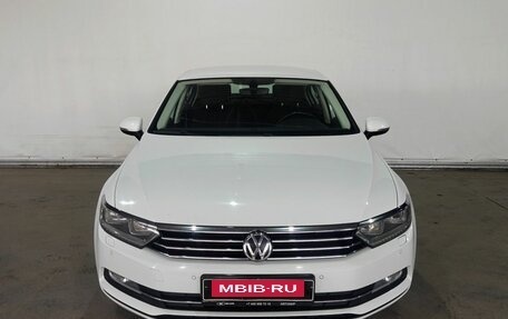 Volkswagen Passat B8 рестайлинг, 2018 год, 2 100 000 рублей, 2 фотография