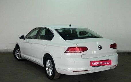 Volkswagen Passat B8 рестайлинг, 2018 год, 2 100 000 рублей, 6 фотография