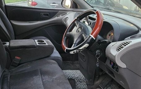 Nissan Tino, 2001 год, 155 000 рублей, 5 фотография