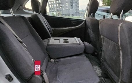 Nissan Tino, 2001 год, 155 000 рублей, 8 фотография