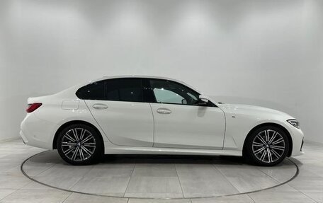BMW 3 серия, 2022 год, 2 819 700 рублей, 7 фотография