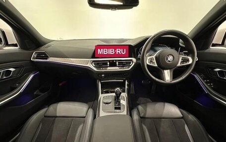 BMW 3 серия, 2022 год, 2 819 700 рублей, 20 фотография