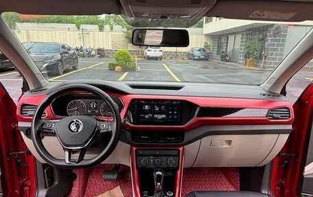 Volkswagen T-Cross I, 2021 год, 1 485 000 рублей, 12 фотография