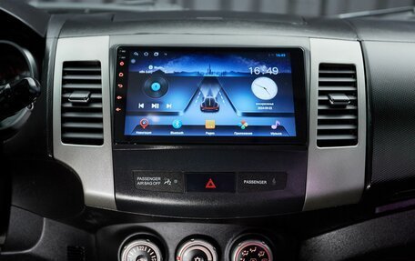 Mitsubishi Outlander III рестайлинг 3, 2007 год, 1 049 000 рублей, 15 фотография