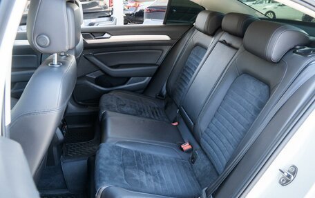Volkswagen Passat B8 рестайлинг, 2016 год, 2 450 000 рублей, 11 фотография