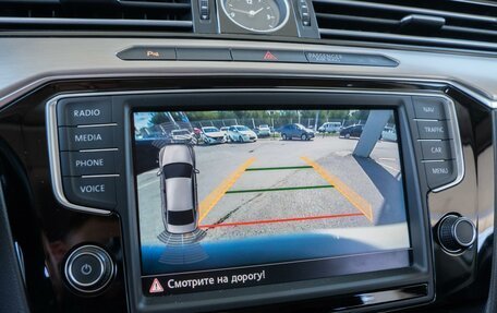 Volkswagen Passat B8 рестайлинг, 2016 год, 2 450 000 рублей, 19 фотография
