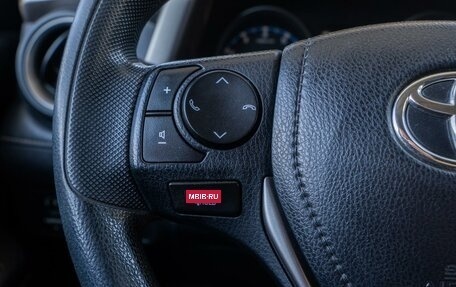 Toyota RAV4, 2017 год, 2 199 000 рублей, 13 фотография
