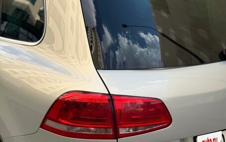 Volkswagen Touareg III, 2011 год, 1 590 000 рублей, 8 фотография