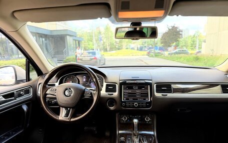 Volkswagen Touareg III, 2011 год, 1 590 000 рублей, 17 фотография