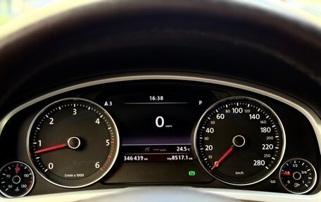 Volkswagen Touareg III, 2011 год, 1 590 000 рублей, 32 фотография