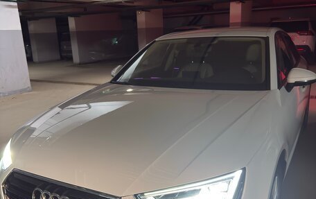 Audi A4, 2018 год, 2 300 000 рублей, 11 фотография