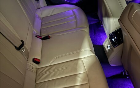 Audi A4, 2018 год, 2 300 000 рублей, 19 фотография
