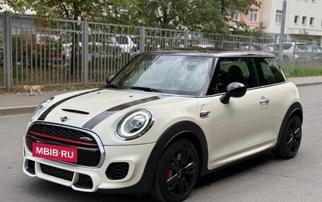 MINI Hatch, 2018 год, 2 790 000 рублей, 8 фотография