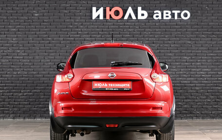 Nissan Juke II, 2011 год, 1 080 000 рублей, 6 фотография