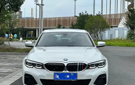 BMW 3 серия, 2022 год, 2 999 025 рублей, 2 фотография