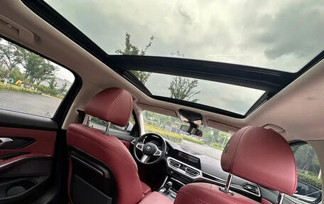 BMW 3 серия, 2022 год, 2 999 025 рублей, 5 фотография