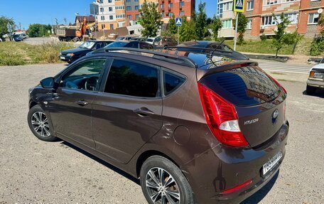 Hyundai Solaris II рестайлинг, 2015 год, 750 000 рублей, 13 фотография