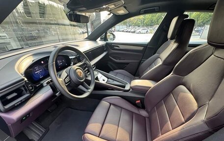 Porsche Macan, 2024 год, 9 750 000 рублей, 8 фотография