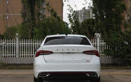 Skoda Octavia IV, 2023 год, 1 800 888 рублей, 6 фотография