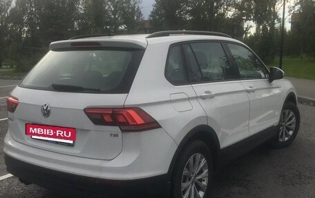 Volkswagen Tiguan II, 2017 год, 1 890 000 рублей, 2 фотография